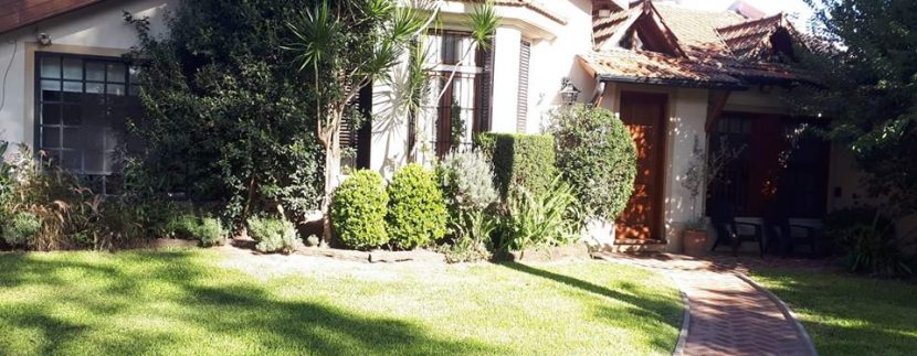 49121033_224445815150886_2911038394102448128_n