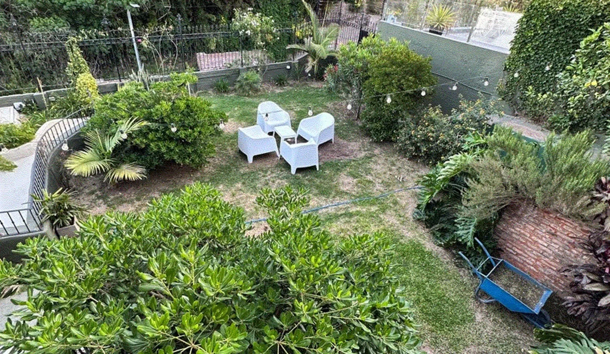 0f731434-4b97-4ad3-9b85-0c8dbcc7daf8_u_large