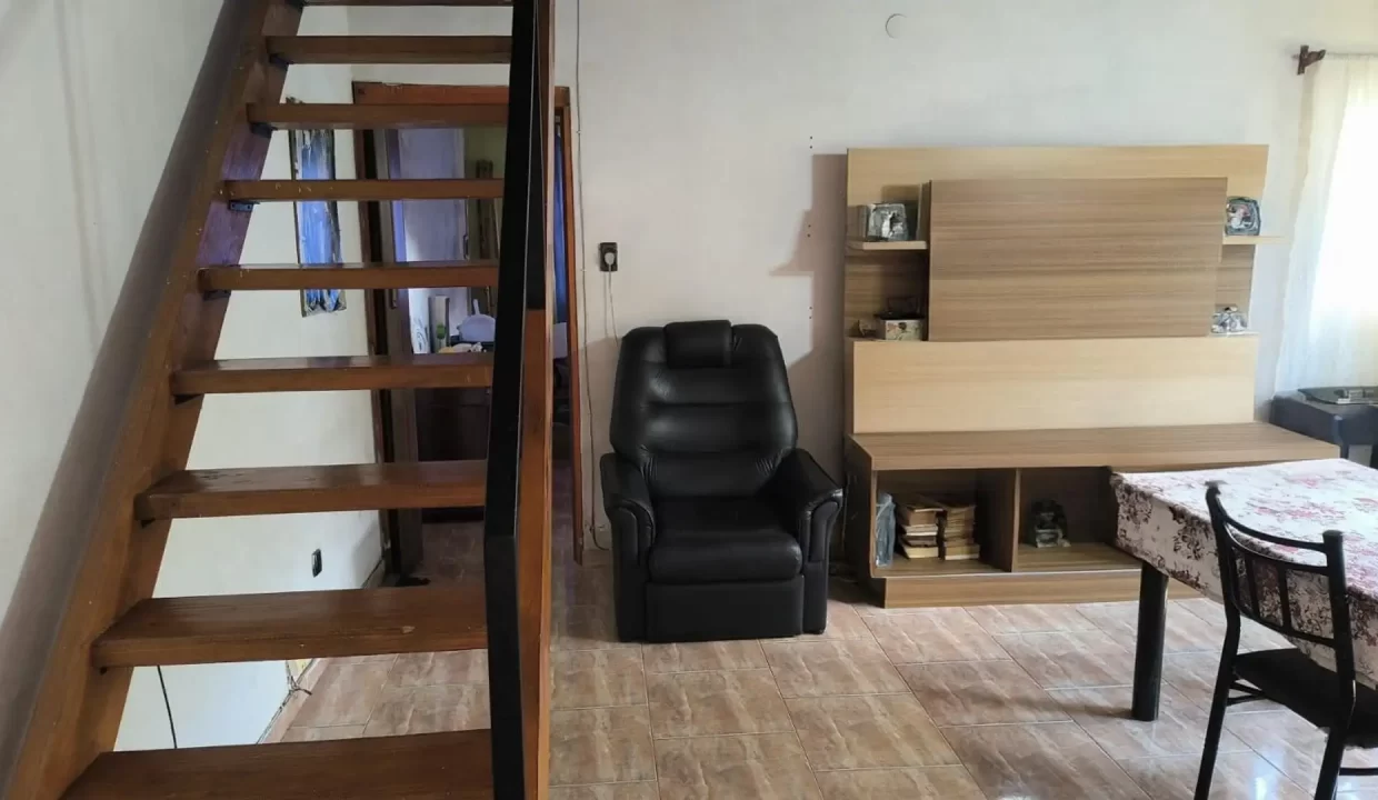 ad5d45a3-b189-4be5-970f-f70b0ba1a784_u_large